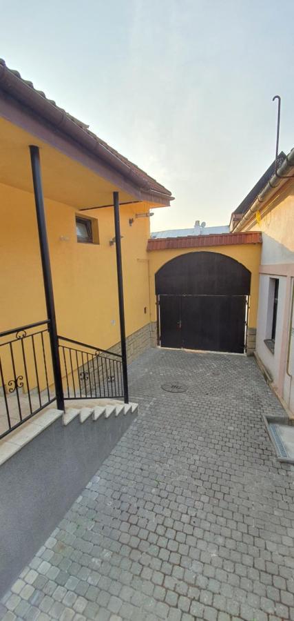 Apartmanystocklova2 Бардеёв Экстерьер фото